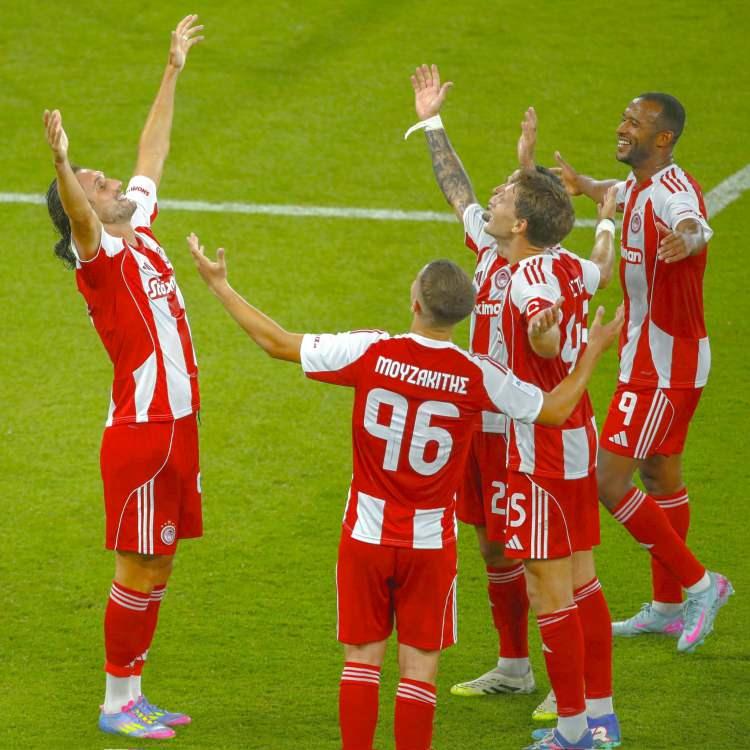 <p>Olympiakos</p>
