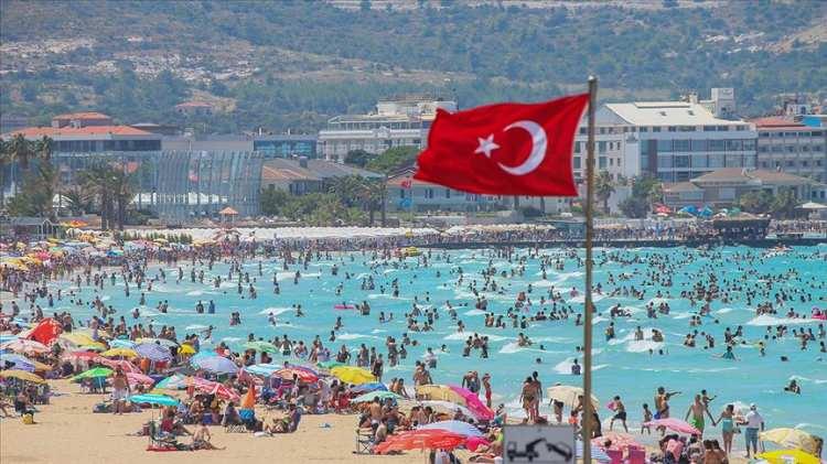 <p>Açıklamada, salı gününe denk gelen 19 Mayıs Atatürk'ü Anma, Gençlik ve Spor Bayramı'nda 1 gün izin ile birlikte 4 günlük bir tatil olarak değerlendirilebileceği ifade edildi.</p>
<p> </p>