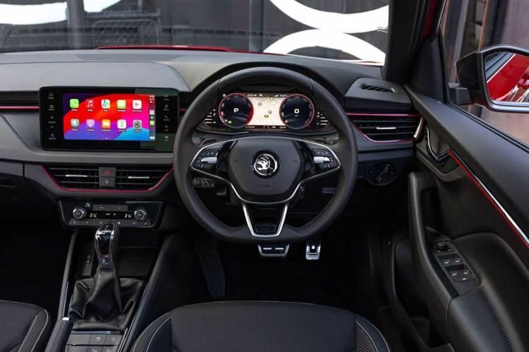 <p><strong>Versiyonu: </strong>Monte Carlo 1.5 TSI 150 PS DSG.<br />
<br />
<strong>Fiyatı:</strong> 2.619.900<strong> TL.<br />
<br />
Kampanyalı Fiyatı: </strong>2.313.000 TL.<strong><br />
<br />
İndirim:</strong> 306.900 TL.</p>

<p> </p>
