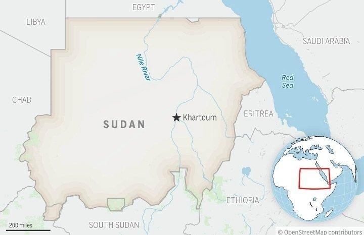 <p>Sudan'ın batısında büyük bir toprak kayması meydana geldi. Heyelan bir köyü tamamen yok etti. Olayda en az 1000 kişinin hayatını kaybettiğini duyuran Sudan Kurtuluş Hareketi, yalnızca bir kişinin sağ kurtulduğunu duyurdu.</p>
<p> </p>