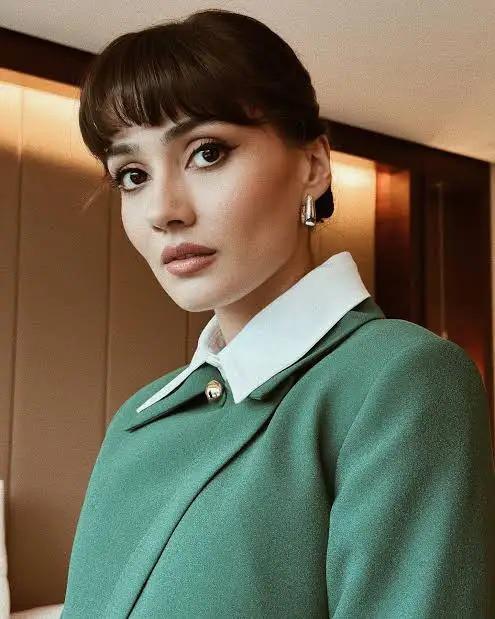 <p><strong>Sevda Erginci rol aldığı birçok yapımla genç yaşta dizi sektöründe kendine yer edindi. </strong></p>