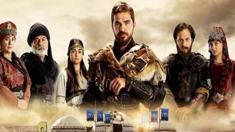 <p>Diriliş Ertuğrul dizisinin senaristliğini, yapımcılığını ve proje tasarımını üstlenen Bozdağ, <strong>"Yılın En İyi Dizisi"</strong> olmak üzere birçok ödüle layık görüldü.</p>