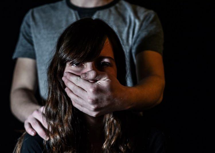 <p>200 yıl önce yasaklanan köleliğin günümüzde en çok olduğu ülkeler açıklandı. Peki hangi ülkede köle sayısı en fazla? İşte köle sayısının en fazla olduğu ülkeler...</p>