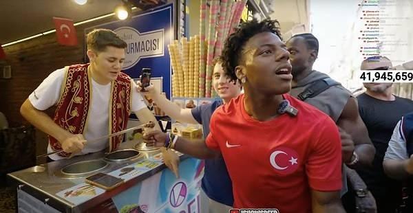 <p><span style="color:#000000"><strong>Youtube'da 43.5 milyon yakın takipçisi bulunan Speed'in Türkiye yayınını 500 bine yakın kişi takip etti.</strong></span></p>