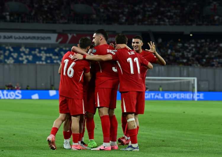 <p>"Kerem Aktürkoglu, Türkiye'nin Gürcistan'a karşı kazandığı zaferde belirleyici rol oynadı. Eski Benfica oyuncusu ilk 11'de yer aldı."</p>