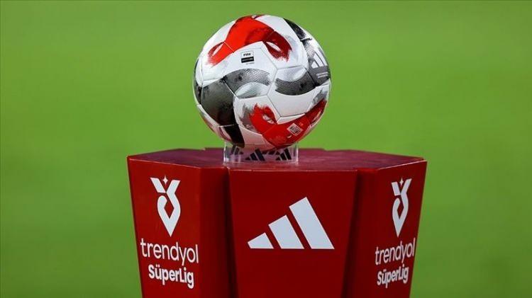 <p>Trendyol Süper Lig'de takımların yaz transfer raporunu sizler için derledik...</p>