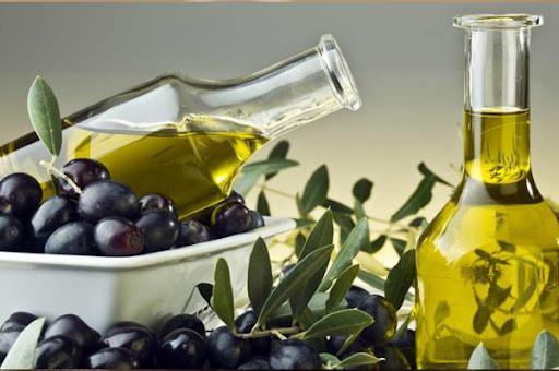 <p>Tarih: 02.09.2025<br />
Firma: ÖZ DEDEOĞLU GRUP GIDA SANAYİ TİCARET LİMİTED ŞİRKETİ<br />
Marka: AYVALIK<br />
Ürün: NATUREL SIZMA TAŞ BASKI SOĞUK SIKIM ZEYTİNYAĞI (5 LİTRE)<br />
İhlal: Tohum Yağları Karıştırılması Tespiti<br />
Parti Numarası: 12.12<br />
Yer: KÖŞK, AYDIN<br />
Kategori: Bitkisel Yağlar </p>
