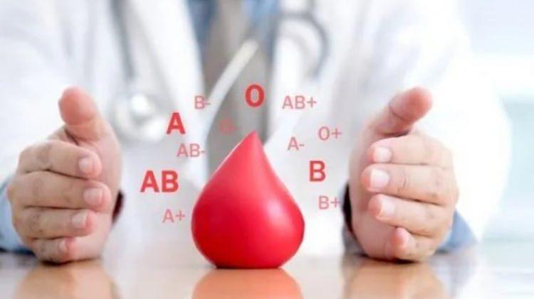 <p>Comenzo'ya göre, 0 kan grubu bireyleri, diğer gruplara kıyasla daha düşük enflamasyon seviyelerine sahip olmaları nedeniyle acıyı daha az yoğun algıladı. Benzer bir bulgu, Journal of Pharmaceutical Research International'da yayınlanan bir Hint çalışmasında da doğrulandı. </p>