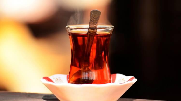 Çay harareti alır mı? Uzmanlardan merak edilen soruya yanıt geldi