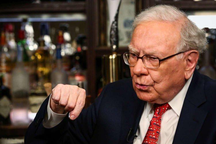 <p><span style="color:#B22222"><strong>10- WARREN BUFFET</strong></span></p>
<p> </p>
<p>Serveti, 150,4 milyar dolar (Berkshire Hathaway)</p>