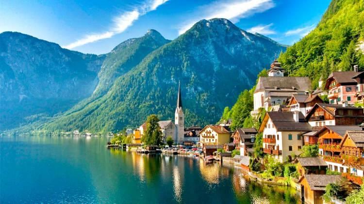 <p>2- Hallstatt, Avusturya</p>
