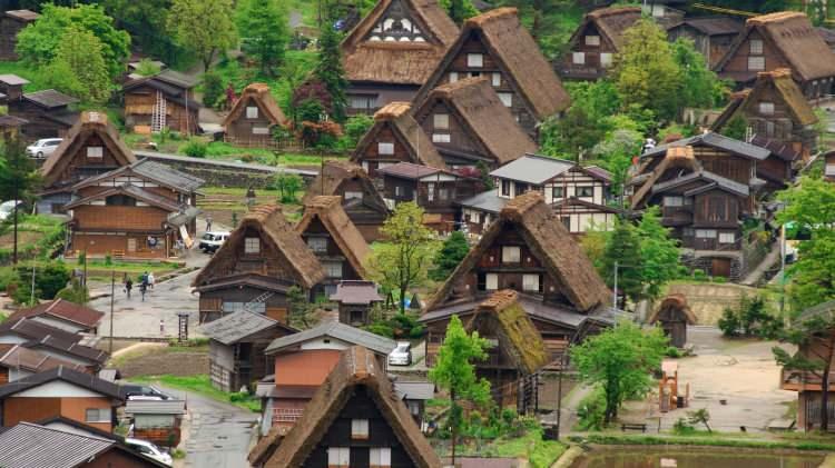 <p>9- Shirakawa-go, Japonya</p>
<p> </p>