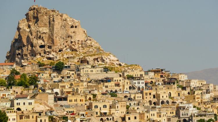 <p>Ortahisar ile ilgili seyahat uzmanları şu bilgilere yer verdi:</p>
