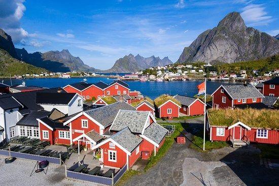 <p>3. Reine, Norveç</p>
