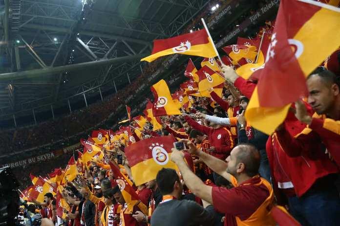 <p>Zirvede yer alan takım son üç sezonun şampiyonu Galatasaray oldu.</p>