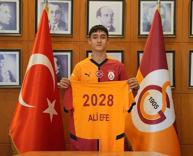 <p>* Ali Efe Çördek / Arnavutköy Belediye'ye kiralandı</p>