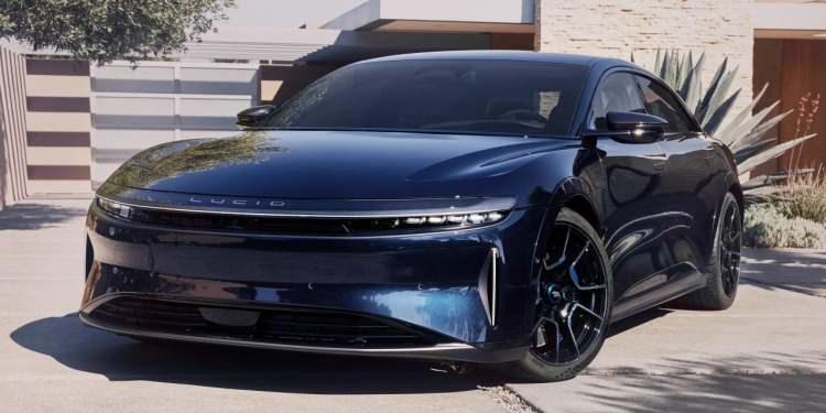 <p><span style="color:#B22222"><strong>14- Lucid Air Sapphire</strong></span></p>
<p> </p>
<p><strong>(ABD)</strong></p>
<p> </p>
<p>1234 HP – Elektrikli</p>
<p> </p>