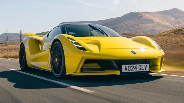 <p><span style="color:#B22222"><strong>4- Lotus Evija </strong></span></p>

<p><strong>Aspark Owl (Japonya)</strong> – 1984 HP – Elektrikli</p>

<p> </p>

<p><strong>(İngiltere)</strong></p>

<p> </p>

<p>1972 HP – Elektrikli</p>

<p> </p>
