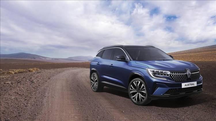 <p><span style="color:#B22222"><strong>RENAULT</strong></span></p>
<p>Clio: 1.495.900 – 1.627.900 TL</p>
<p>Yeni Captur: 1.900.000 TL</p>
<p>Yeni Duster: 1.730.000 – 2.278.000 TL</p>
<p>Megane E-Tech: 1.902.900 – 1.781.000 TL</p>
<p>R5 E-Tech Elektrikli: 1.752.000 – 1.855.000 TL</p>
<p>Austral: 2.290.900 – 3.120.000 TL</p>
<p>Rafale: 3.430.000 TL</p>
