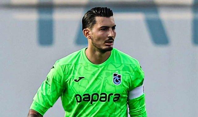 <p>29 yaşındaki milli kaleci, sarı-kırmızılılara imza atmasıyla birlikte Türk futbol tarihinin en pahalı <strong>yerli transferi</strong> oldu.</p>