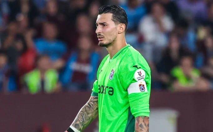 <p>Trabzonspor, Uğurcan Çakır'ın 33+3 milyon Euro karşılığında Galatasaray'a transfer olduğunu açıkladı.</p>