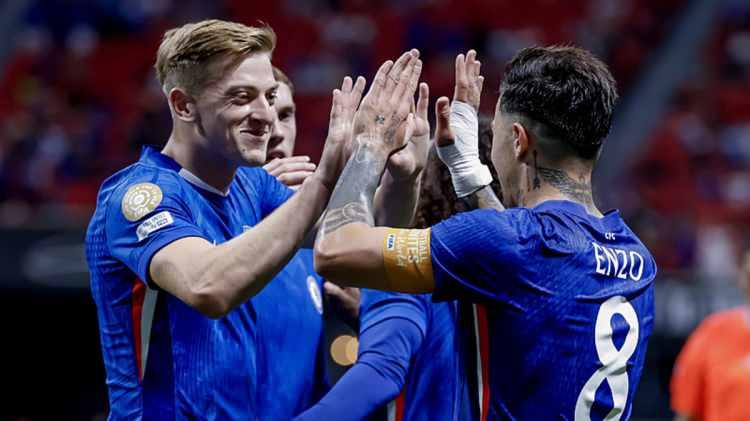 <p>7- Chelsea <br />
<br />
SON 24'E KALMA ORANI: % 95<br />
<br />
SON 8'E KALMA ORANI: % 48</p>
