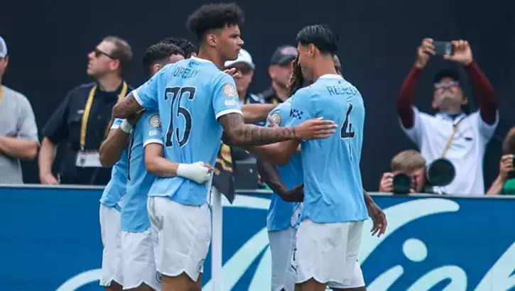 <p>6- Manchester City<br />
<br />
SON 24'E KALMA ORANI: % 95<br />
<br />
SON 8'E KALMA ORANI: % 53</p>
