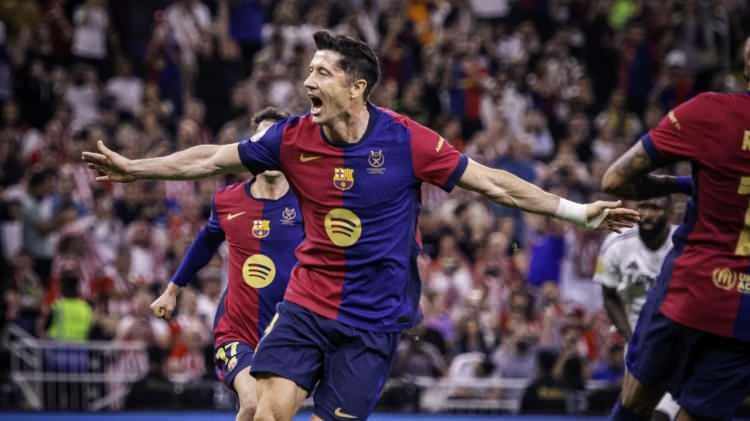 <p>4- Barcelona<br />
<br />
SON 24'E KALMA ORANI: %96<br />
<br />
SON 8'E KALMA ORANI: % 54</p>