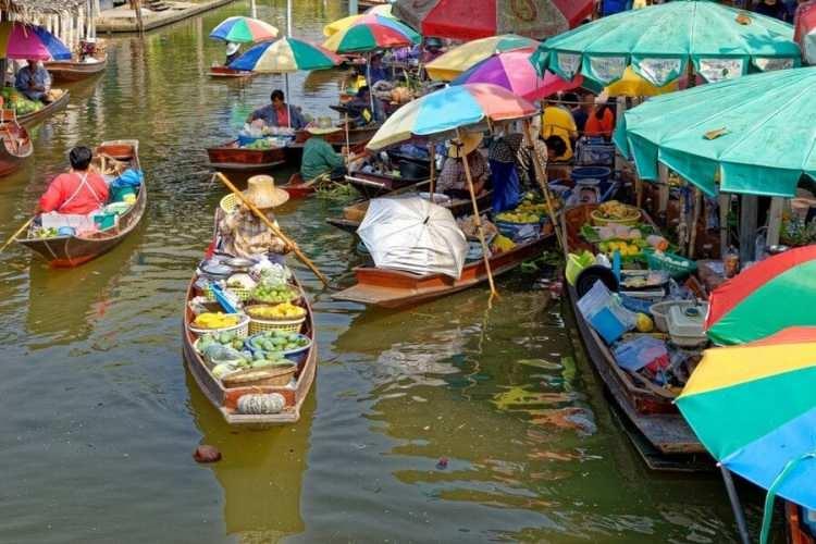 <p><span style="color:#B22222"><strong>Bangkok, Tayland</strong></span></p>
