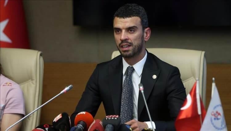 <p><strong><span style="color:#B22222">KENAN SOFUOĞLU  -  Motosiklet yarışçısı</span>  |  ESKİ TBMM MECLİS ÜYESİ</strong></p>
