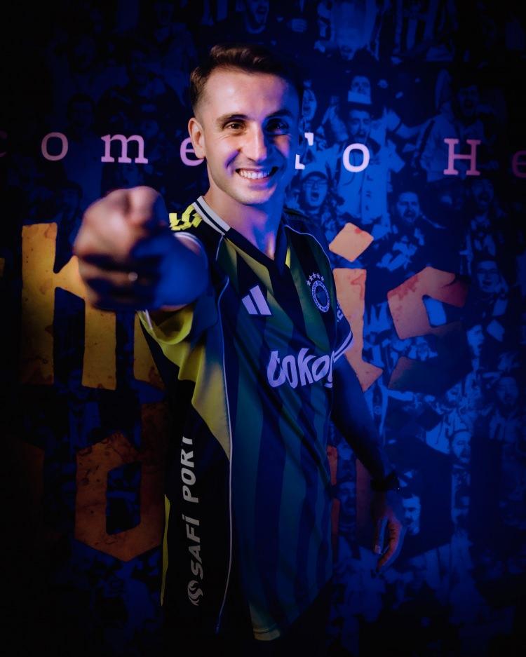 <p>4-Kerem Aktürkoğlu</p>
<p>Eski kulübü: SL Benfica</p>
<p>Yeni kulübü: Fenerbahçe</p>
<p>Bonservis: 22,5 milyon Euro</p>