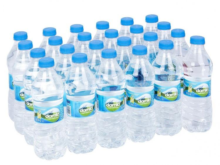 <p><span style="color:#B22222"><strong>Damla Su</strong></span></p>
<p> </p>
<p>Coca-Cola şirketinin bir markası haline geldi</p>