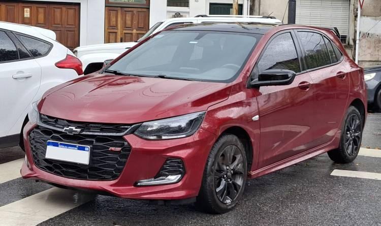 <p><span style="color:#B22222"><strong>Brezilya </strong></span></p>
<p> </p>
<p>Chevrolet Onix</p>