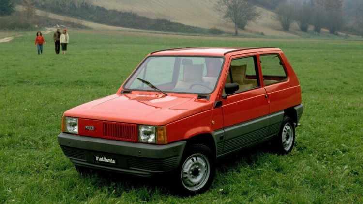 <p><span style="color:#B22222"><strong>İtalya </strong></span></p>

<p> </p>

<p>Fiat Panda</p>
