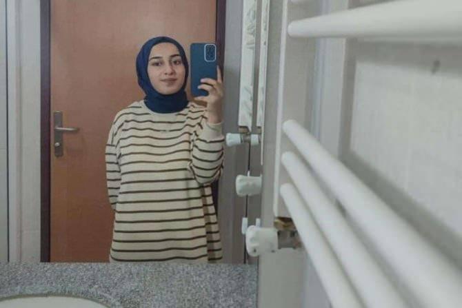 <p>Van'da 27 Eylül'de kaybolan ve 15 Ekim’de Van Gölü kıyısında cesedi bulunan 21 yaşındaki üniversite öğrencisi Rojin Kabaiş cinayetinde aileye umut olan bir gelişme ortaya çıktı.</p>