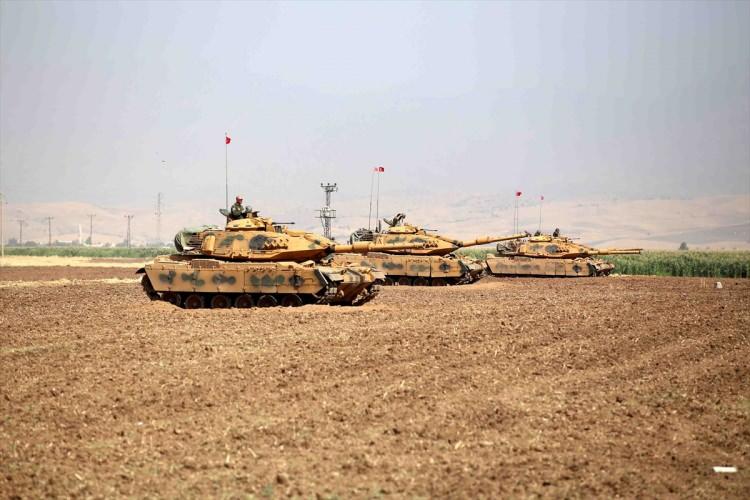 <p>Buna göre, Türkiye'nin kara gücü Tel Aviv'i zora sokuyor. İsrailli gazete, Türk ordusunun, NATO içinde ABD'den sonra ikinci en büyük kara ordusuna sahip olduğunu hatırlattı.</p>
