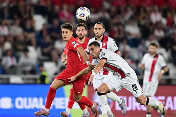 <p>A Milli Takım, 2026 Dünya Kupası Avrupa Elemeleri E Grubu'ndaki ilk maçında Gürcistan'ı deplasmanda 3-2 yenmişti.</p>
