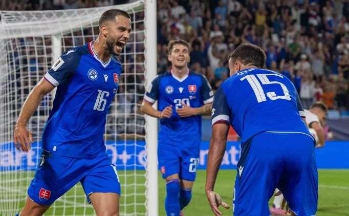 <p>17- Slovakya  | % 43 (Play-off turuna yükselme oranı)<br />
<br />
 </p>
