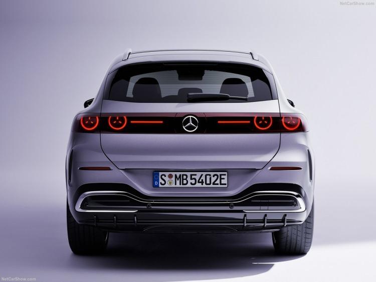 <p>EQ Teknolojisine sahip yeni Mercedes-Benz GLC, 2026 yılının ikinci yarısında satışa sunulacak.</p>