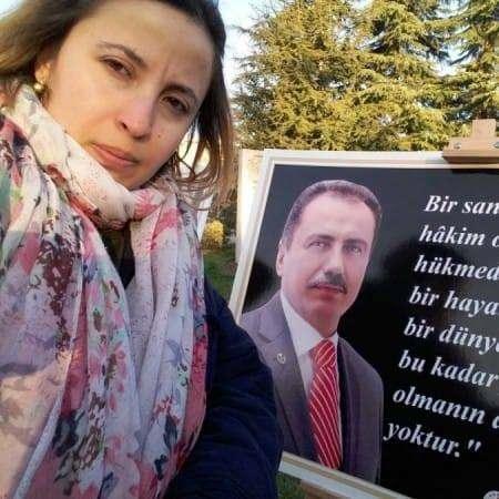 <p>Meryem Ünsal</p>

