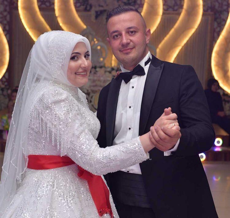 <p><strong>Kastamonu'da bir ömür boyu mutluluğa 'evet' diyen Saliha Yaman ve Musa Yaman çiftinin düğün töreninde ilginç anlar yaşandı. </strong></p>
