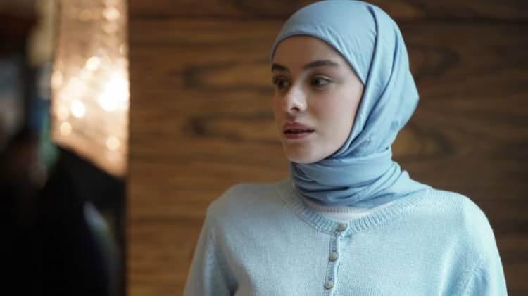 <p><span style="color:#800080"><strong>İlayda Alişan'ın imaj değişimi, akıllara 'Yeni proje mi geliyor' sorusunu düşürdü. </strong></span></p>
