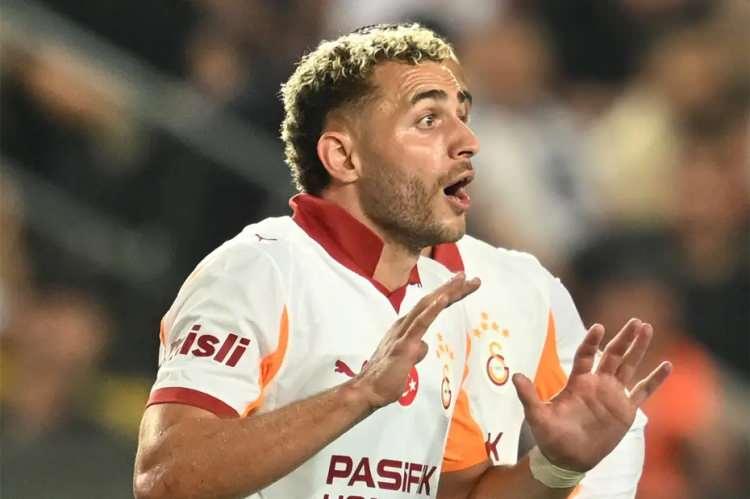 <p>Başkan Özbek'in biraz bekleyip Barış Alper'in performansını gözleyeceği ve takıma sezon başındaki istek ve inanç ile katkı yapmaya devam etmesi durumunda milli futbolcuyla zam için masaya oturacağı öğrenildi. </p>
