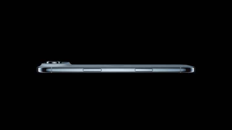 <p>iPhone Air, 2.800 mAh kapasiteli bir batarya ile donatıldı. 22 saate kadar pil ömrü sunan cihaz, 35W hızlı şarj ve MagSafe desteği ile geliyor. Kutudan iOS 26 işletim sistemi ile çıkan telefonda, Apple üretimi 5G modem, Wi-Fi 7 ve Bluetooth 5.3 gibi yeni nesil özellikler de mevcut. Bazı bölgelerde sadece eSIM versiyonuyla satışa sunulacağı da belirtiliyor.</p>
