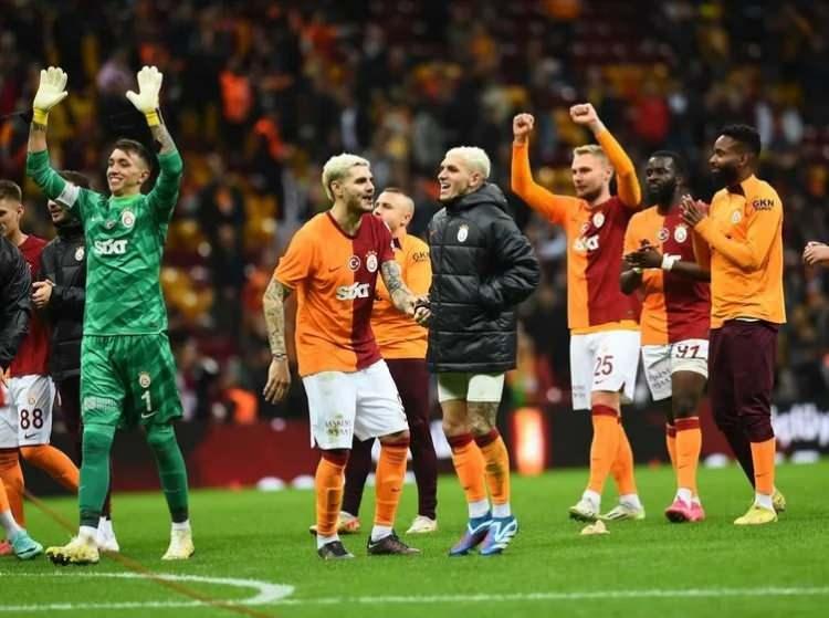 <p><strong><span style="color:#B22222">BAYBURT</span>  |  GALATASARAY</strong></p>
