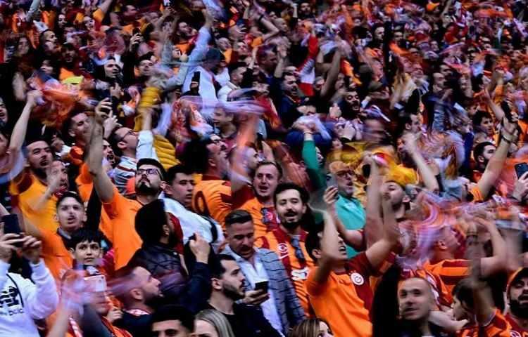 <p><strong><span style="color:#B22222">UŞAK</span>&nbsp; |&nbsp; GALATASARAY</strong></p>
