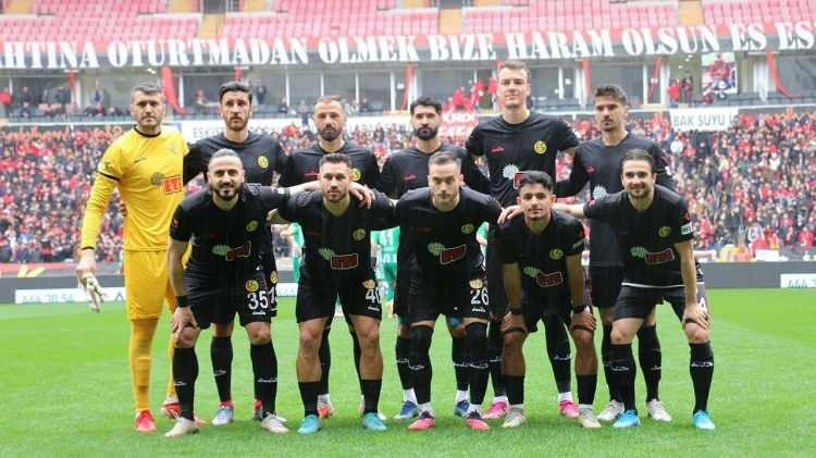 <p><strong><span style="color:#B22222">ESKİŞEHİR </span> |  ESKİŞEHİRSPOR</strong></p>
