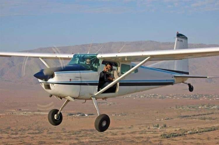 <p><strong><span style="color:#B22222">CESSNA 185 </span> |  98</strong></p>

<p> </p>
