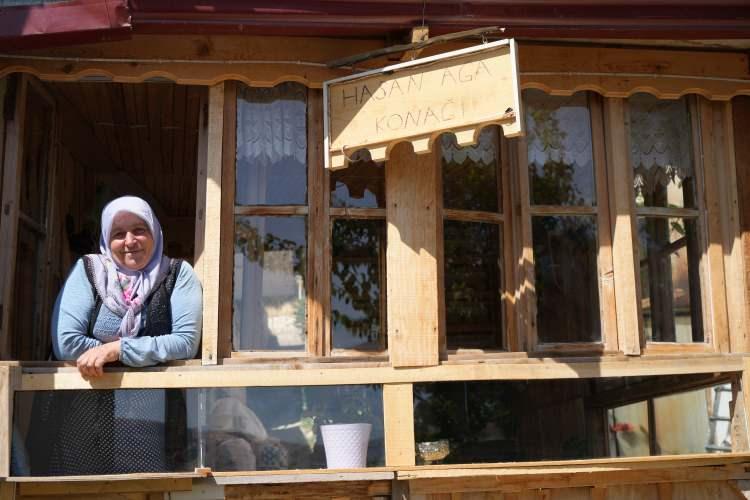 <p>Bayburt'ta yaşayan ve 44 yıldır aynı evde kiracı olarak yaşayan Fadime Palabıyık, yaptıklarıyla ev sahiplerinin aradığı kiracı oldu. </p>