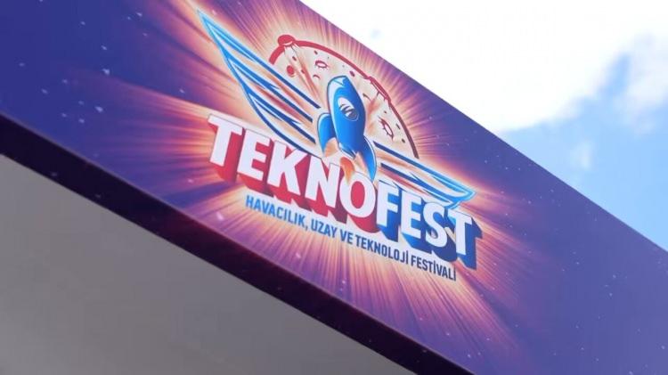 <p><strong>Türkiye'nin nen büyük havacılık, uzay ve teknoloji festivali TEKNOFEST, her yıl olduğu gibi bu sene de coşkulu ve yoğun bir ilgiyle karşılandı.</strong></p>
